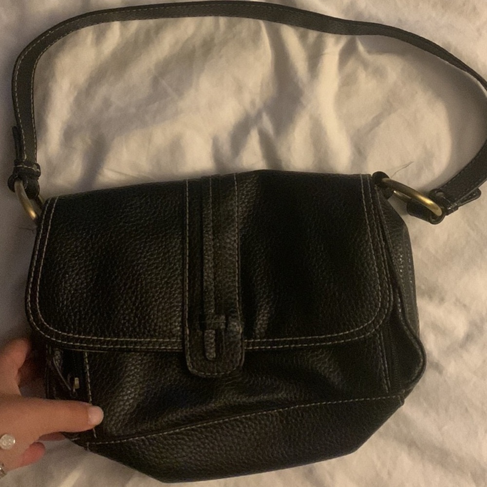 VINTAGE BLACK SHOULDER BAG